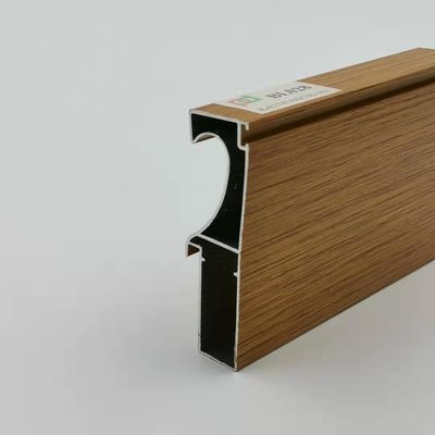 Καλή τιμή 6061 το ξύλο τελειώνει την εξώθηση πλαισίων πορτών σχεδιαγραμμάτων αλουμινίου για τη βίλα ξενοδοχείων online